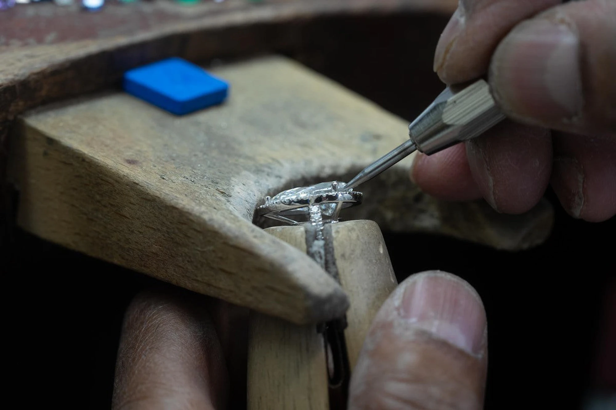 jeweller changing the sizes of jewellery