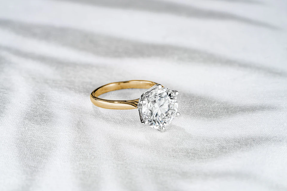 engagement ring