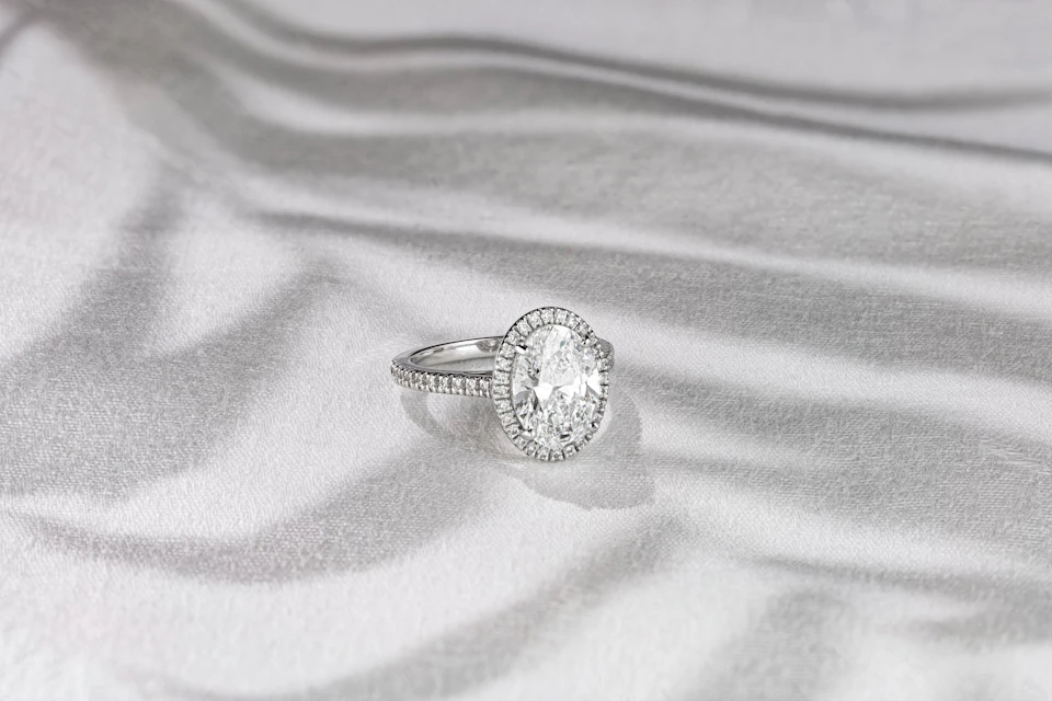 Oval shaped halo engagement ring