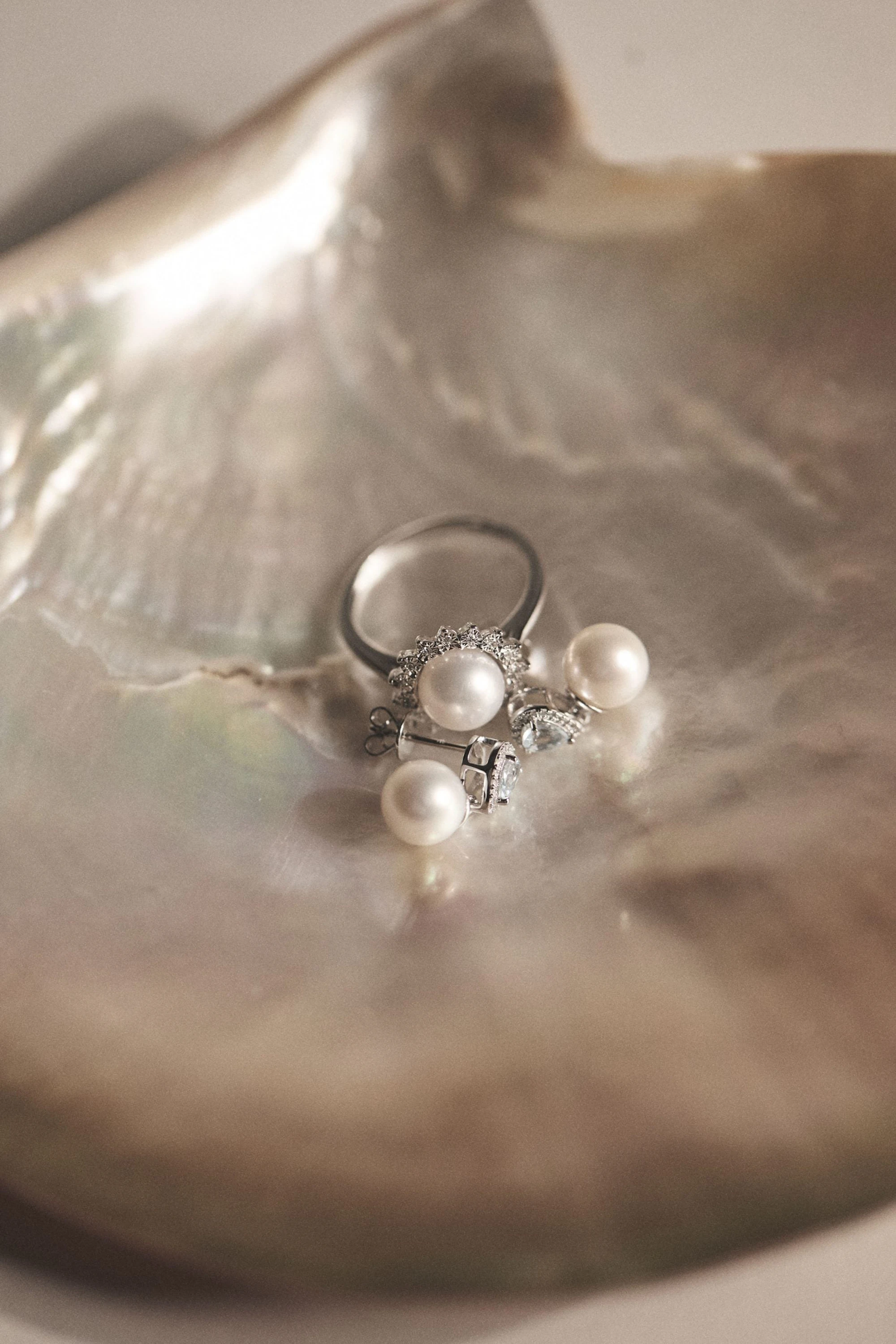 Pearl jewellery