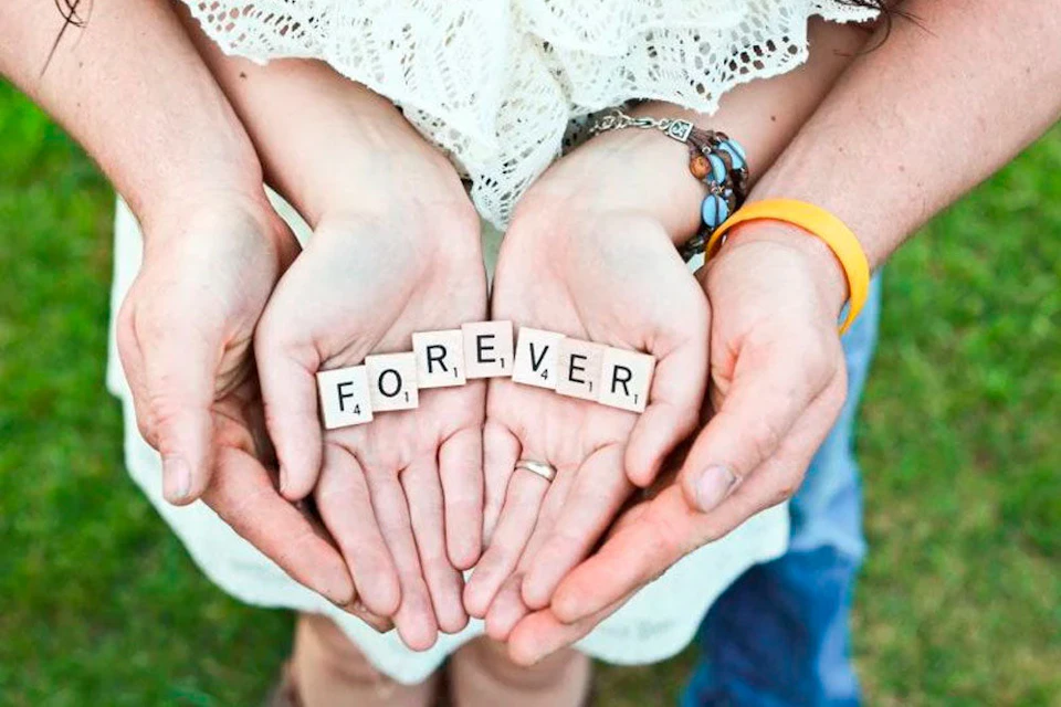 How to Announce Your Engagement