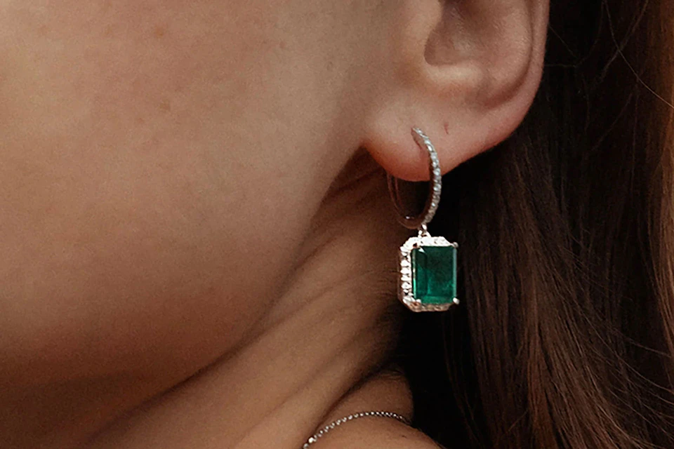 emerald and diamond drop earring