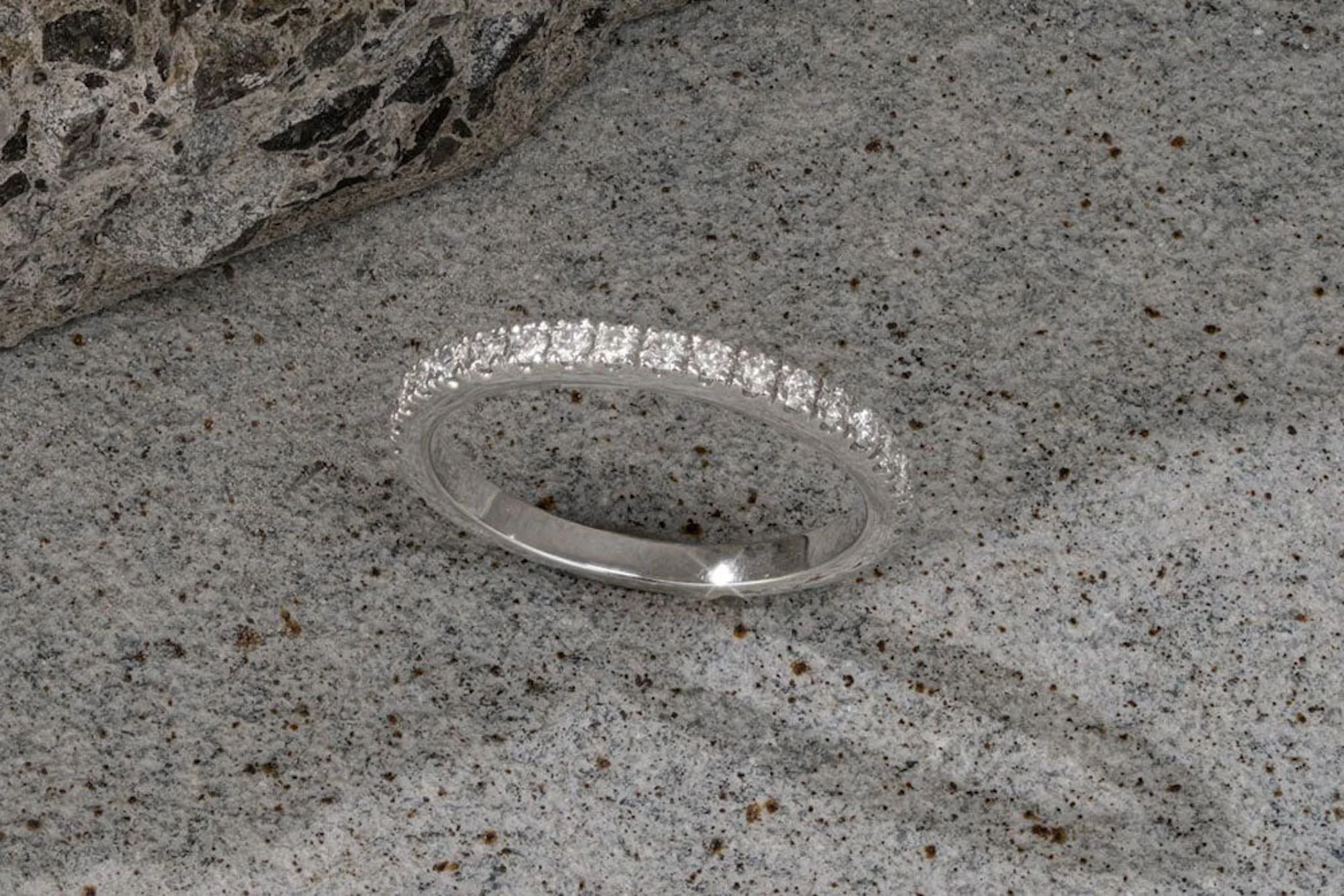 diamond wedding ring