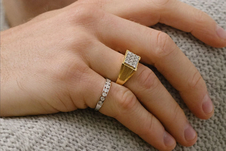 jewellery gifts for him
