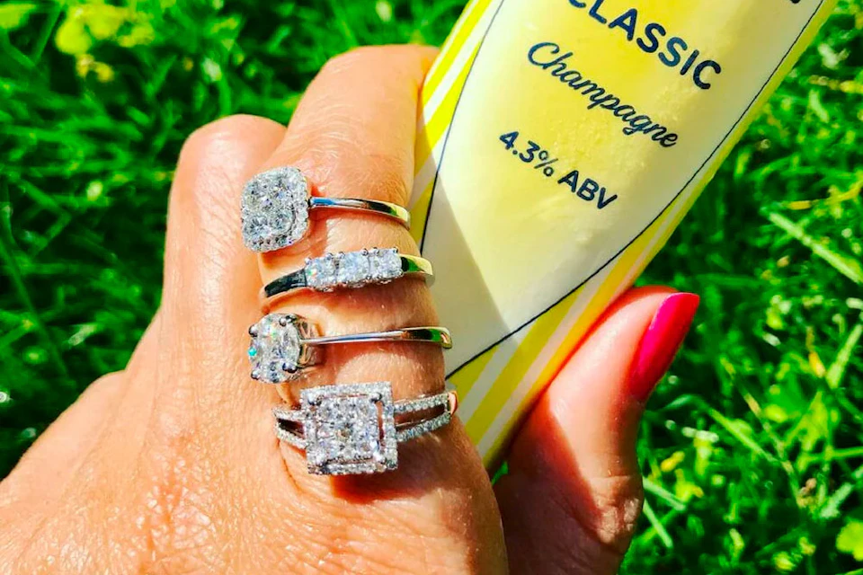 What Diamond Cut Is Best For My Engagement Ring?
