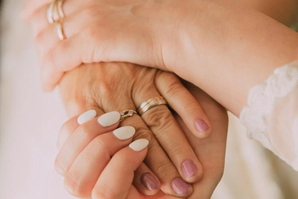 What Is Heirloom Jewellery? Creating Symbols of Love