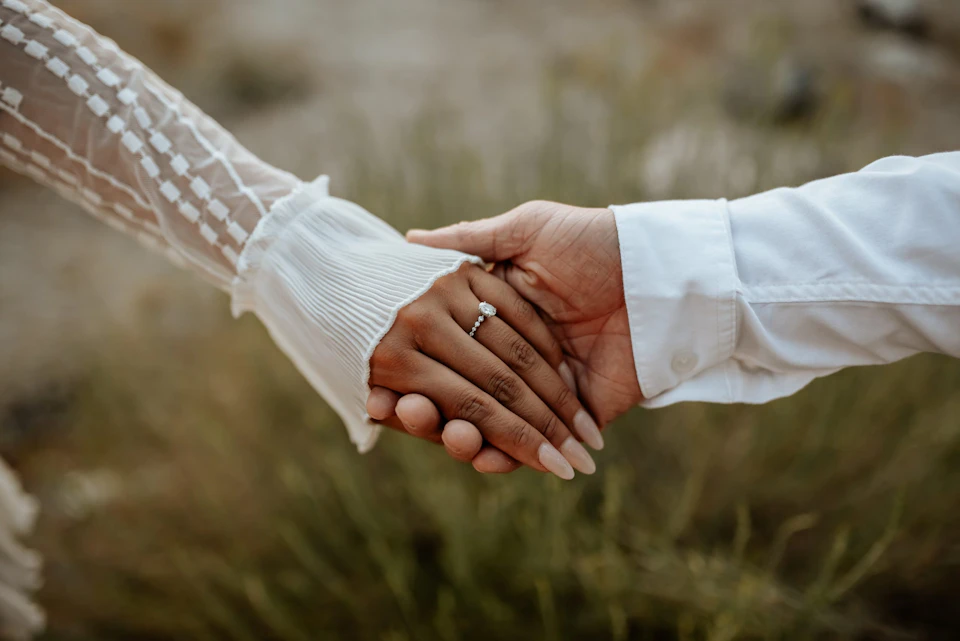 How to take a good engagement ring photo