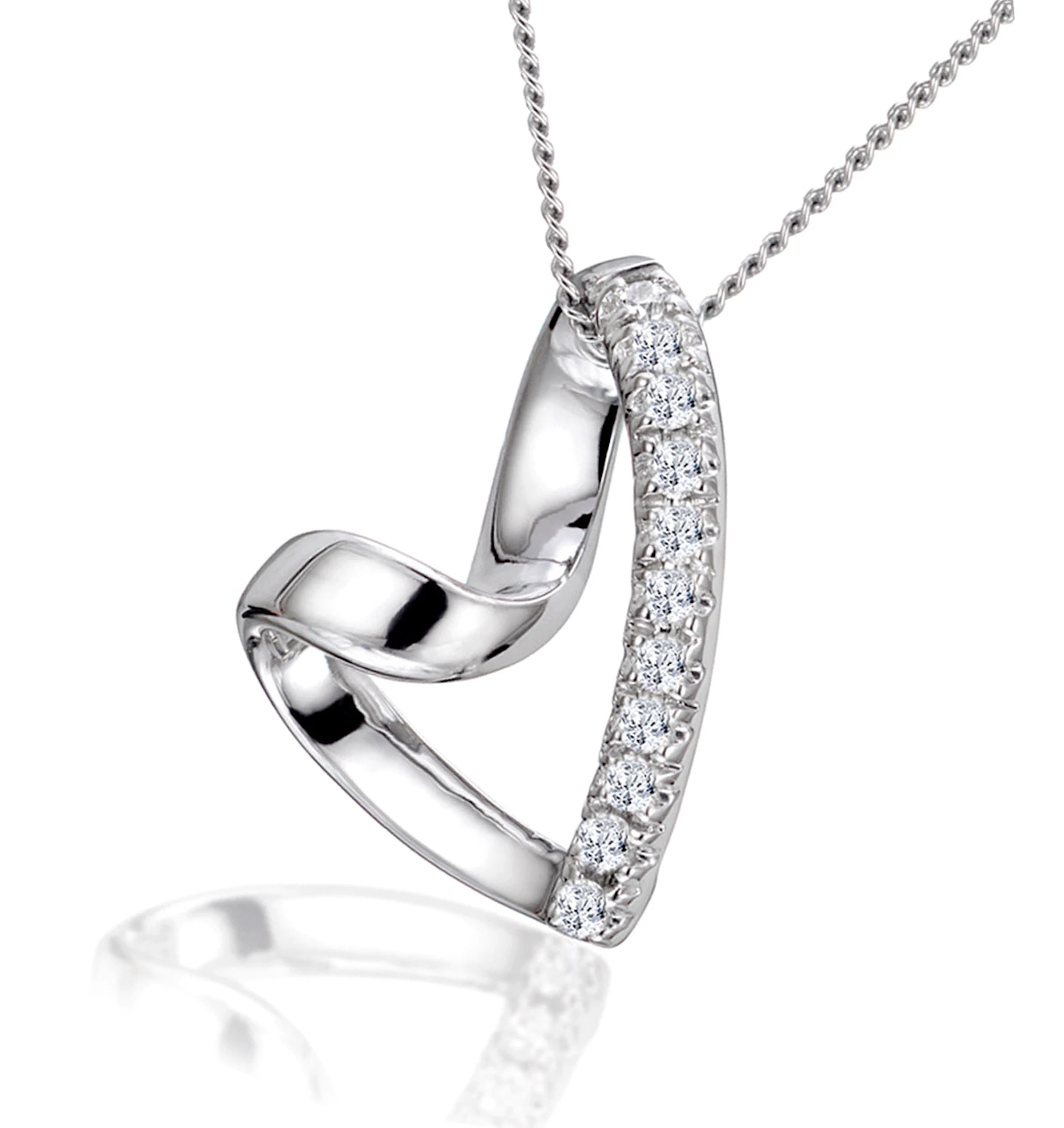 Lab Diamond Heart Necklace Pendant 0.10ct H/SI Set in 925 Silver