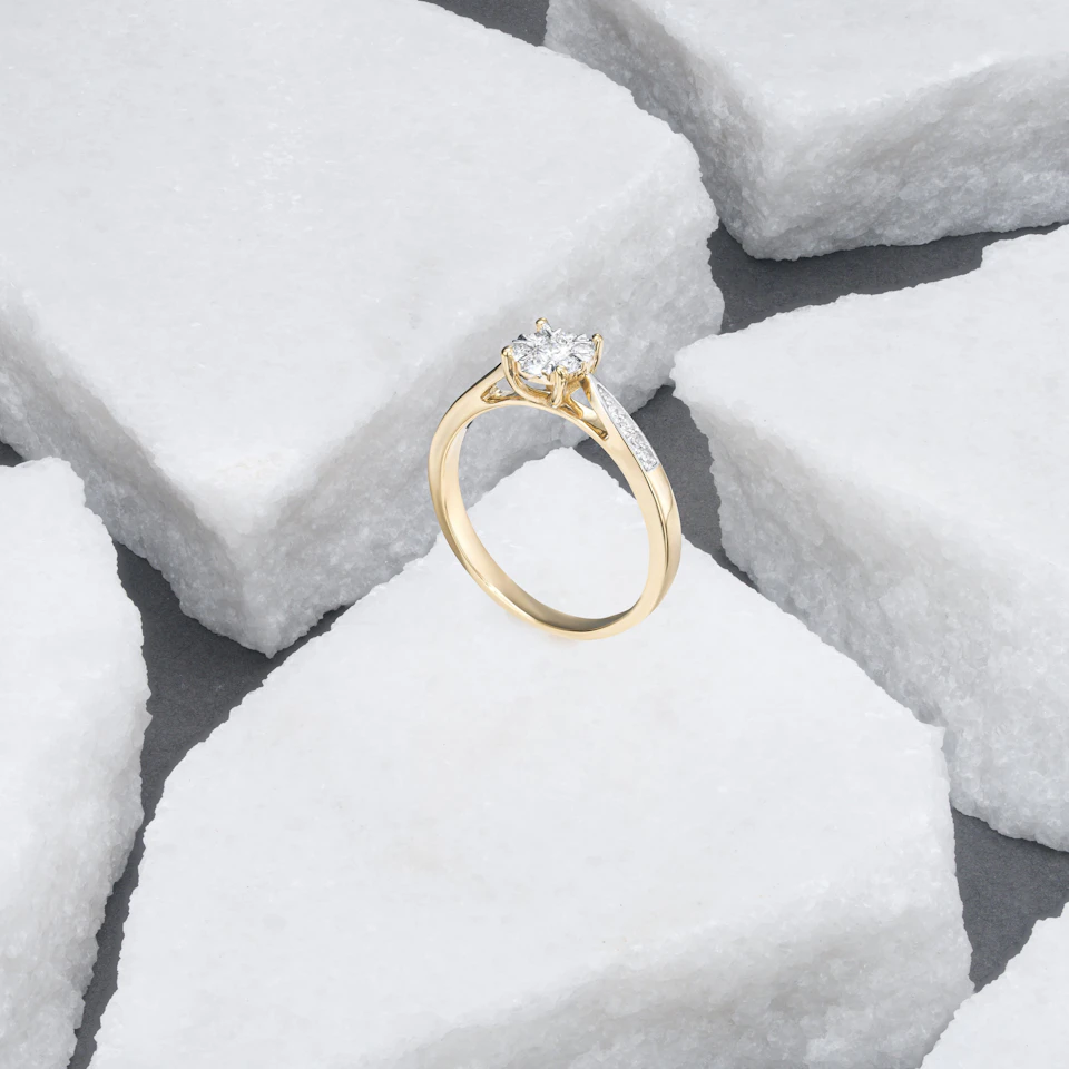 Lab Diamond Engagement Ring With Shoulders 0.25ct H/Si in 18K Gold Vermeil