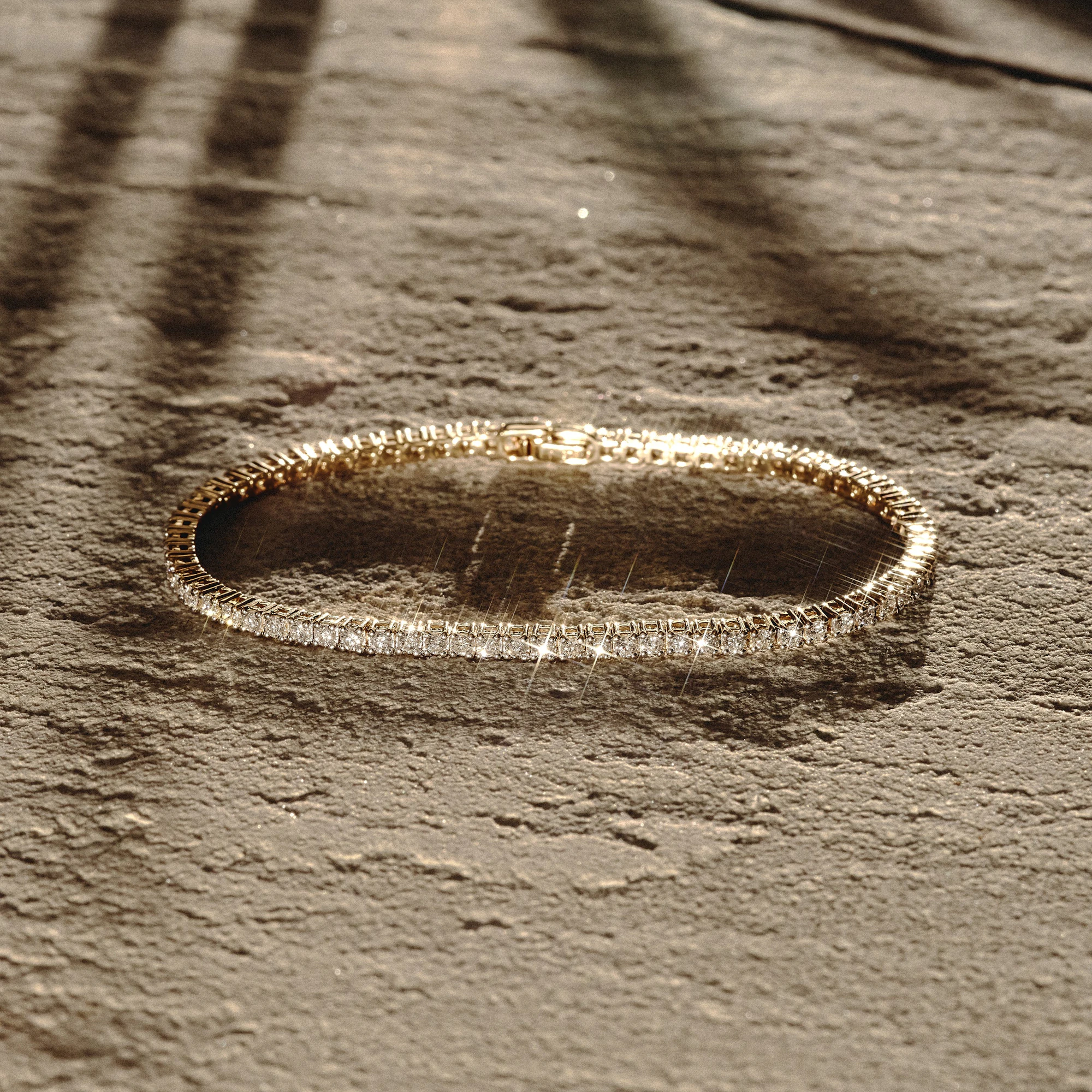 3ct Diamond Tennis Bracelet Claw Set in 9K Yellow Gold