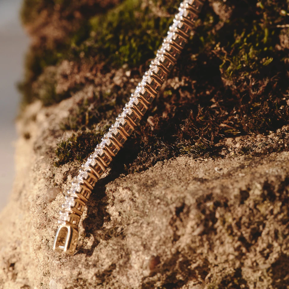Chloe Lab Diamond Tennis Bracelet 3.00ct H/Si Set in 9K Gold