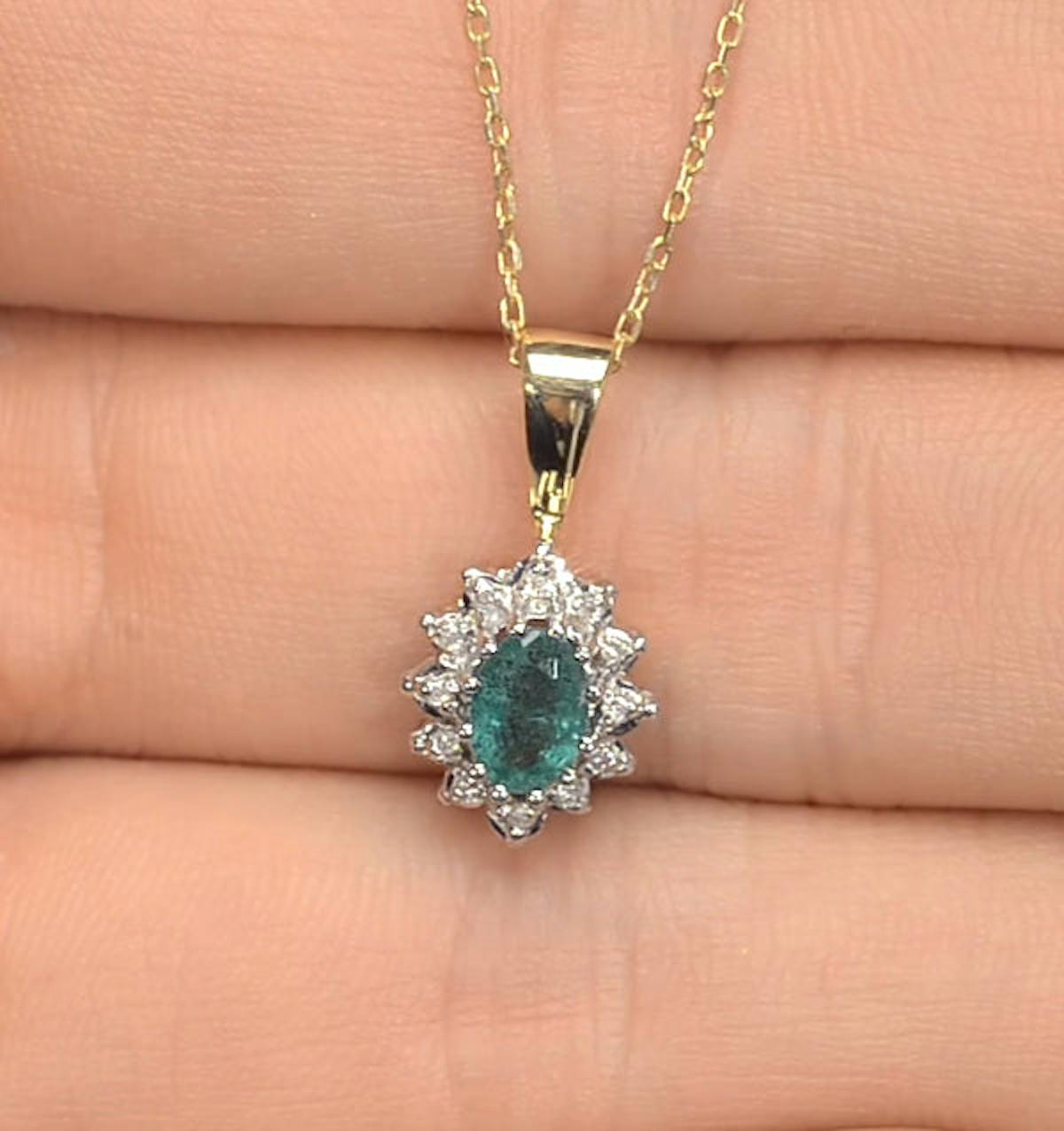 Emerald 0.43CT And Diamond 9K Yellow Gold Pendant Necklace