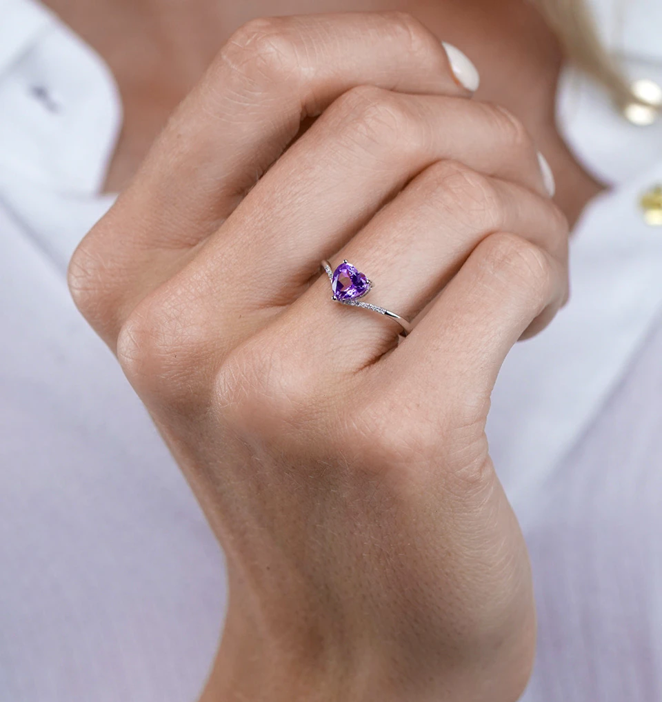 Heart Amethyst and Diamond Stellato Ring in 9K White Gold