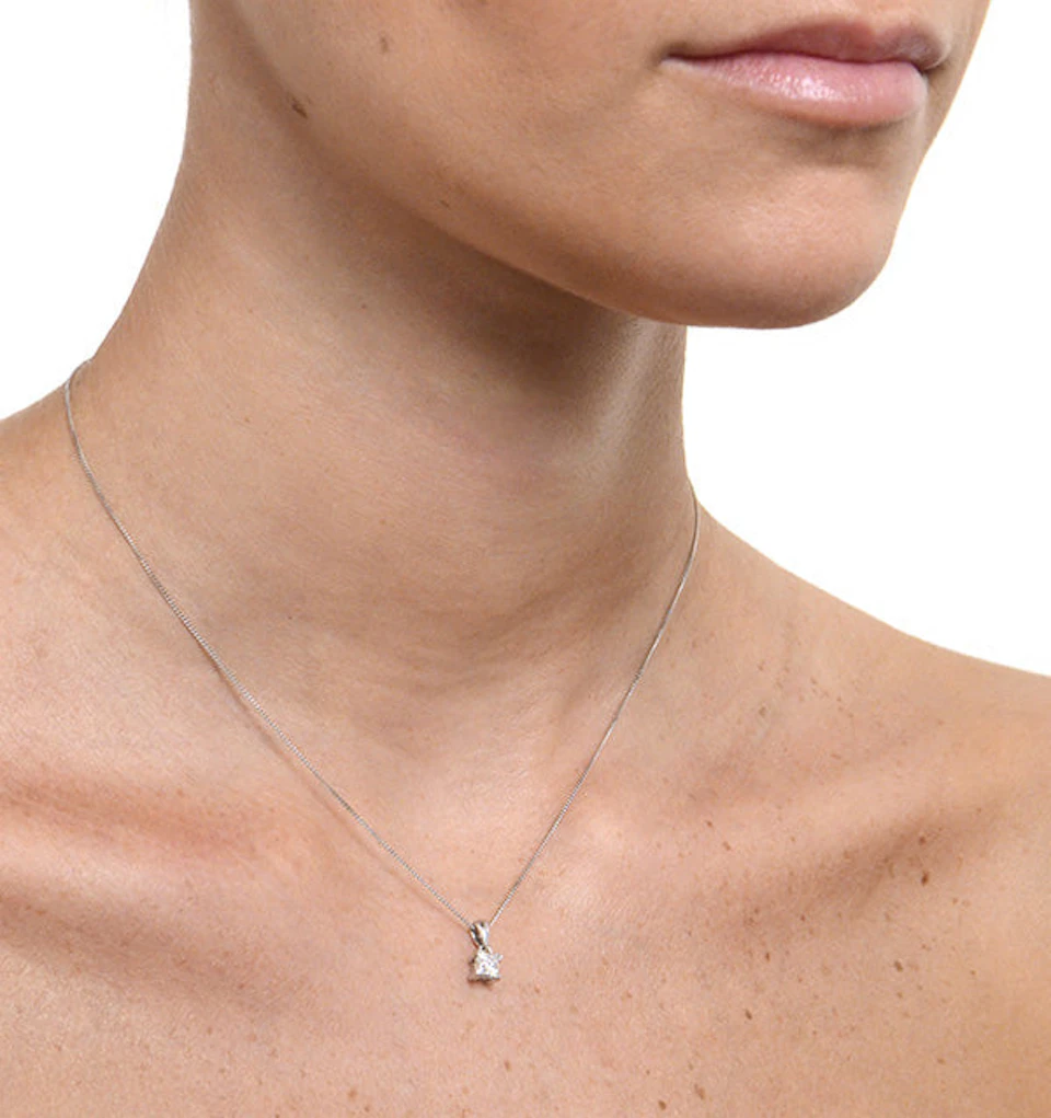 Olivia 18K White Gold Diamond Pendant Necklace 0.50CT G/VS