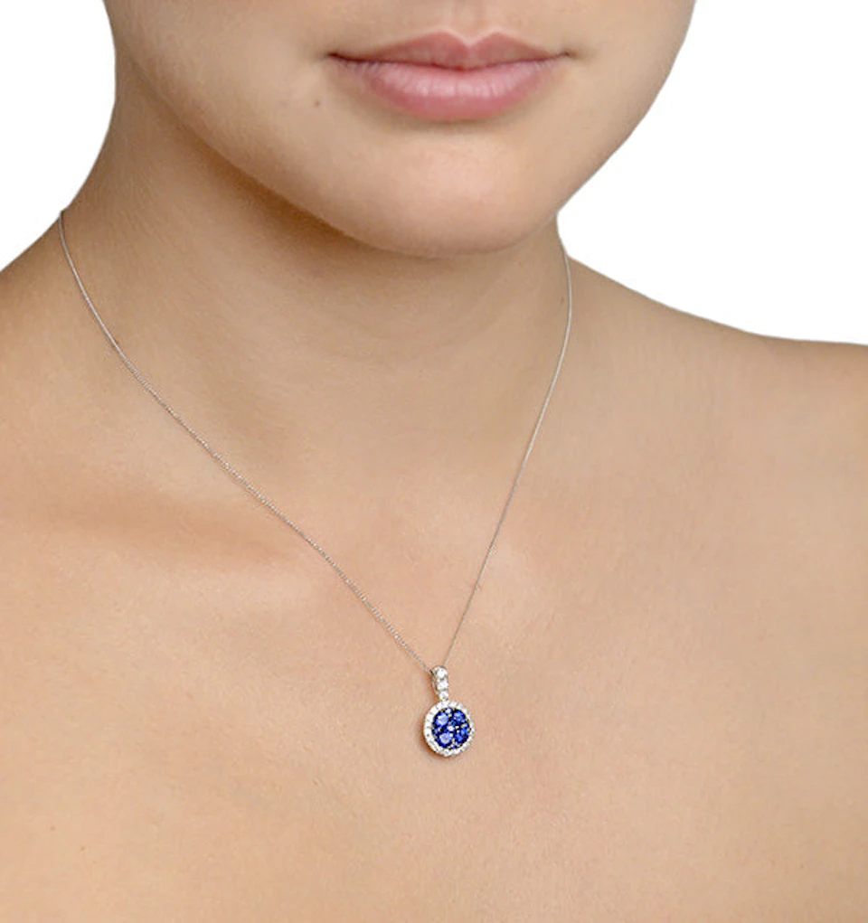 0.65ct and 18K White Gold Diamond Halo Pendant Necklace - FR39