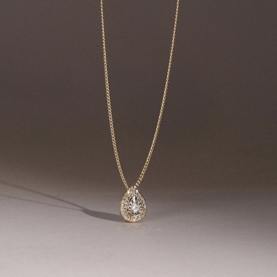 Masami Lab Diamond Pear Halo Necklace 0.10ct Pave Set in 18K Gold Vermeil