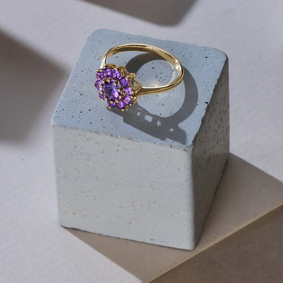 0.94ct Amethyst Cluster Ring in 9K Yellow Gold