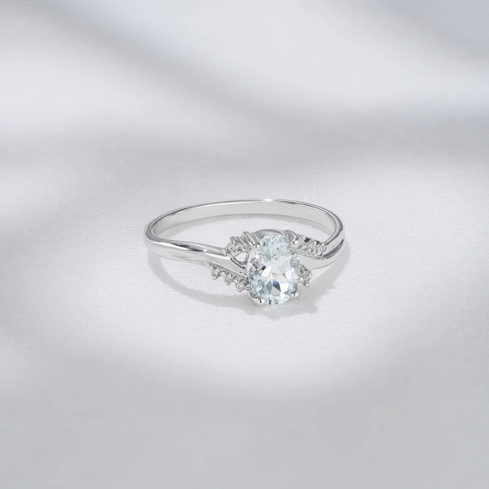 Aquamarine 0.70CT And Diamond 9K White Gold Ring E5731