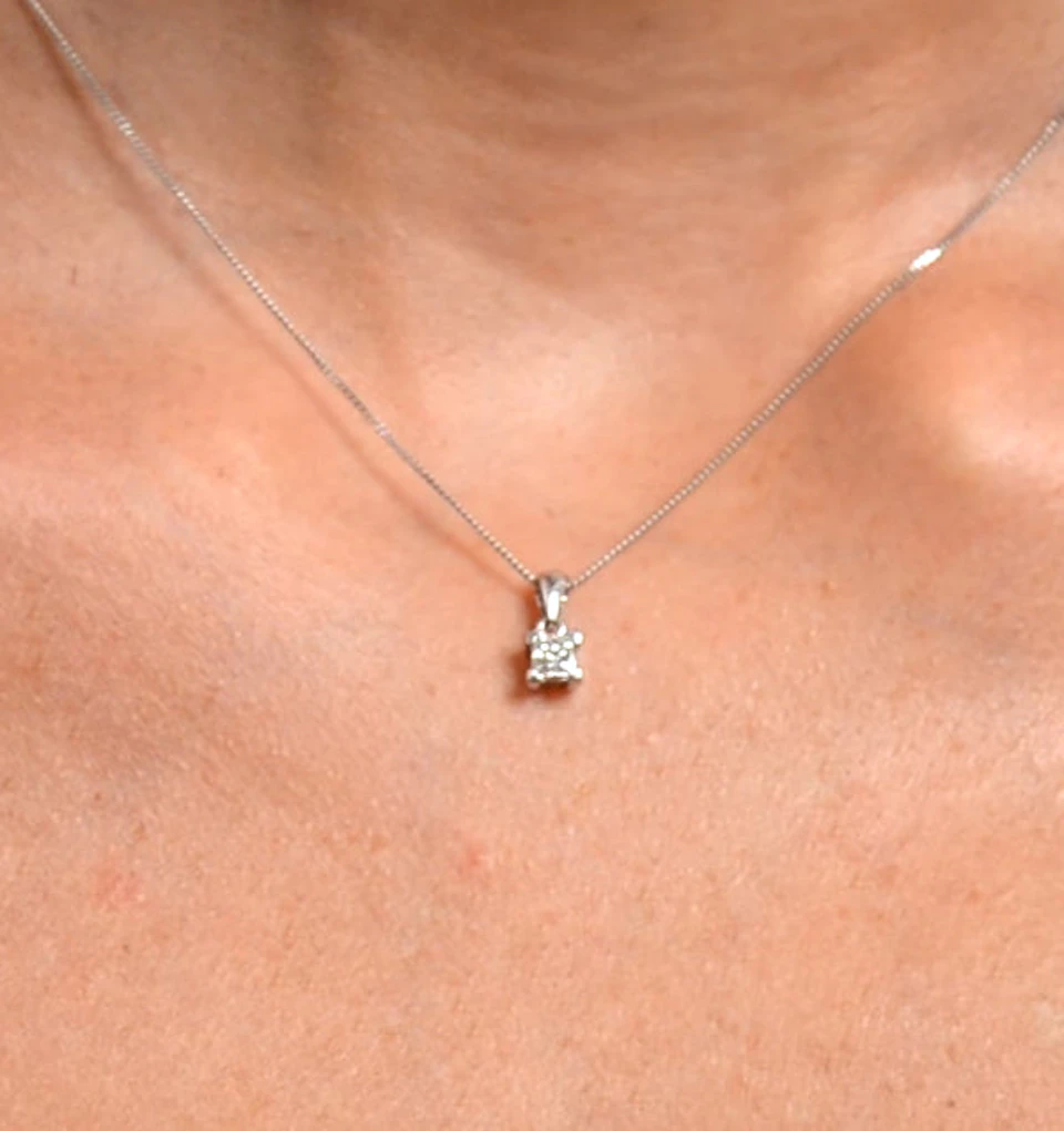 Olivia 18K White Gold Diamond Pendant Necklace 0.50CT H/SI