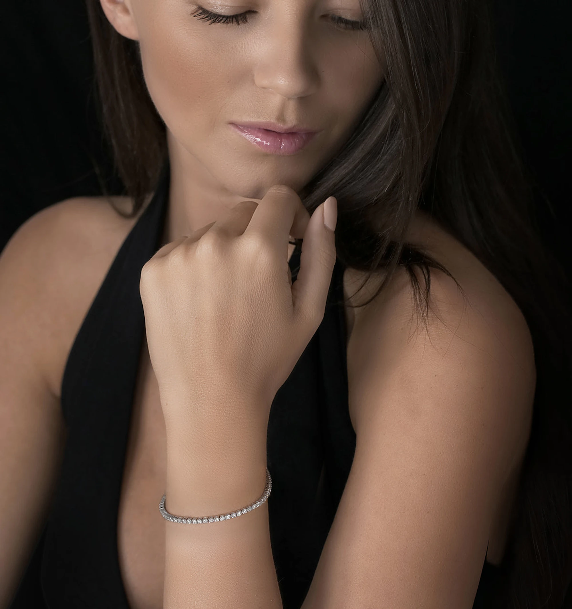 2ct Diamond Tennis Bracelet Claw Set in 9K White Gold