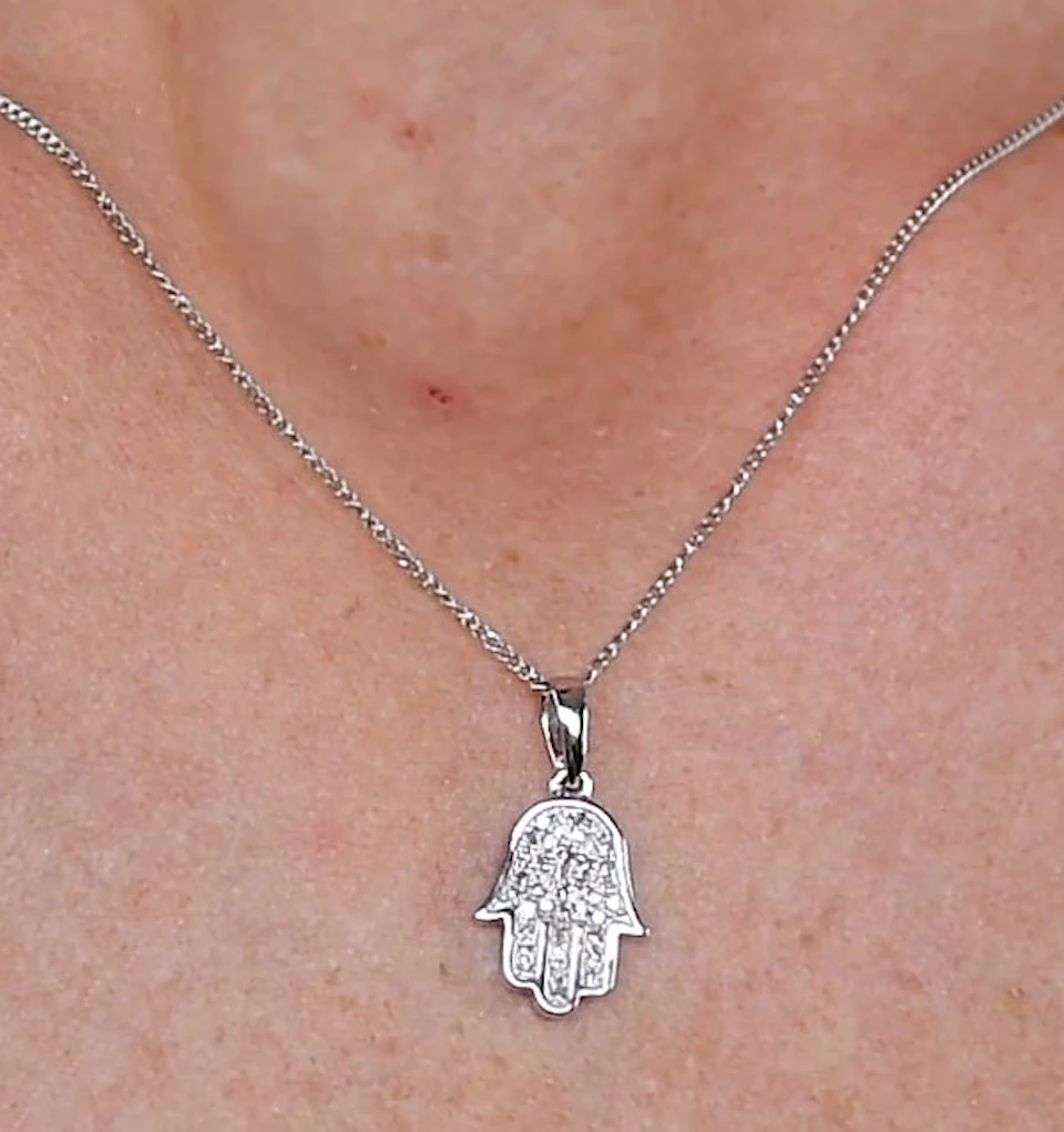 Stellato Lab Diamond Hamsa Pendant Necklace 0.13ct in 925 Silver