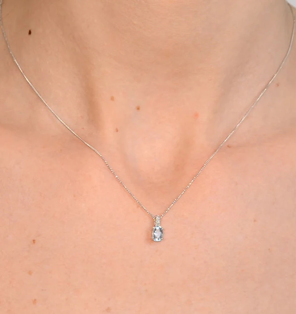 Aquamarine 0.34CT And Diamond 9K White Gold Pendant Necklace
