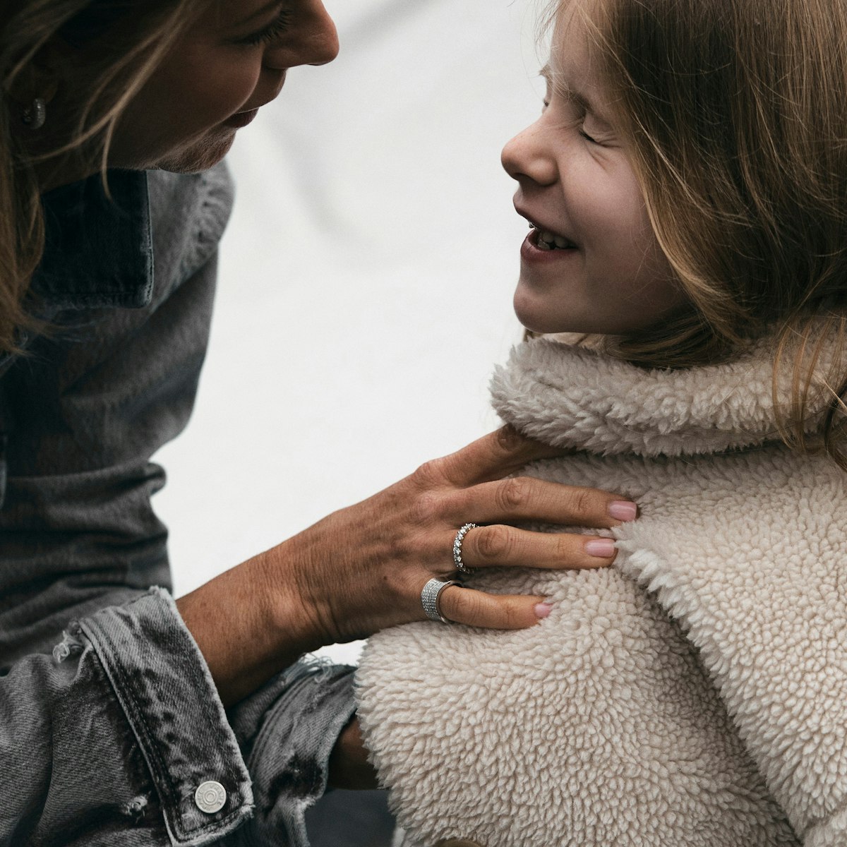 Eternity Ring Chloe 18K White Gold Diamond 2.00ct H/Si