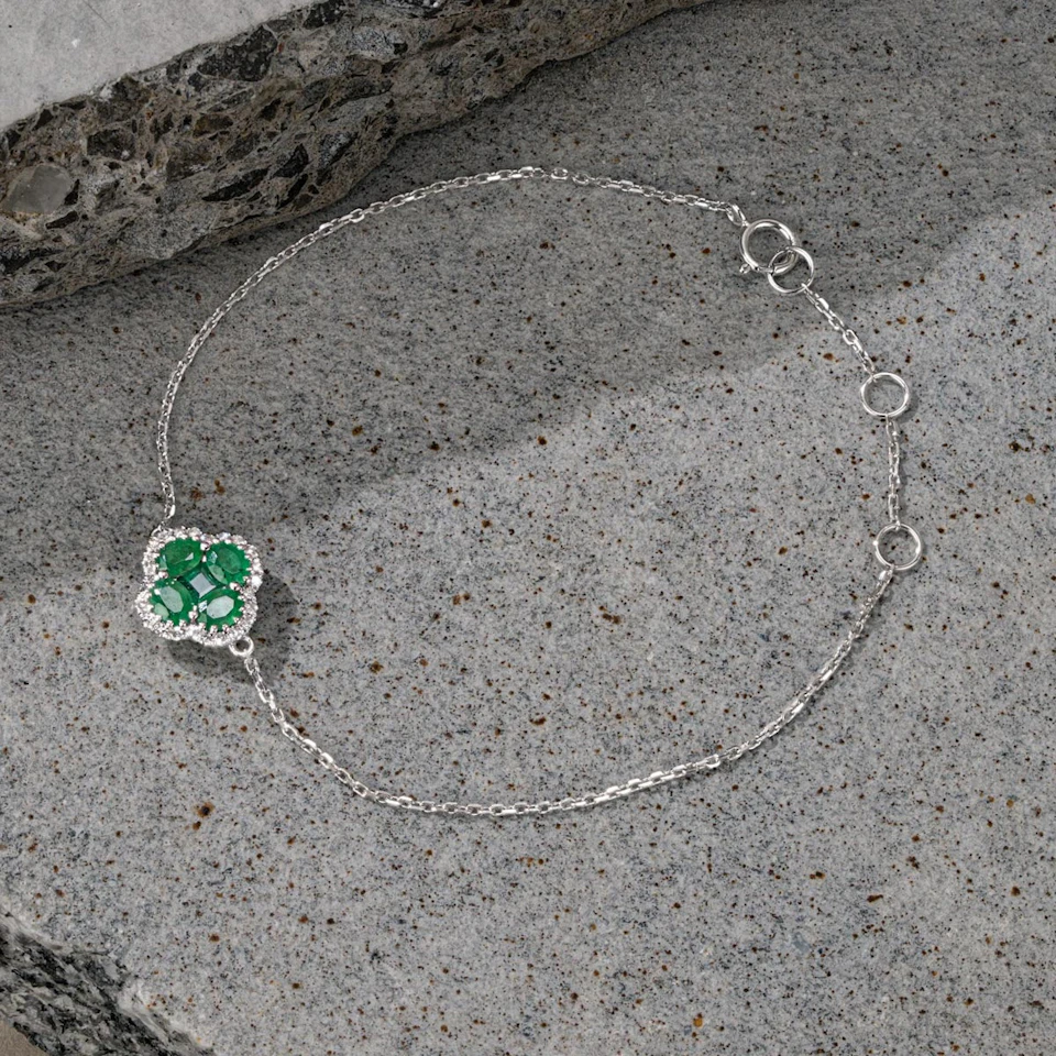Alegria 1.01ct Emerald and Lab Diamond Bracelet in 9K White Gold
