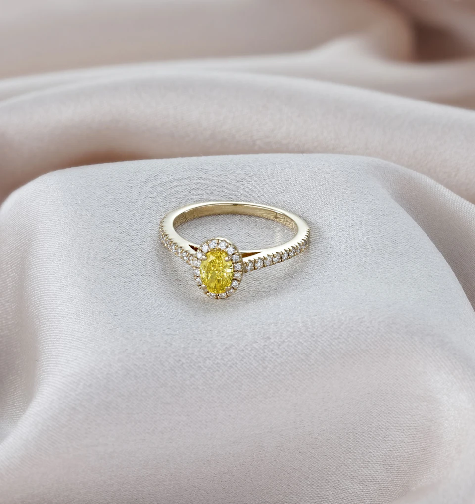 Georgina Yellow Lab Diamond Oval Halo 0.90ct Ring in 18K Yellow Gold - Elara Collection
