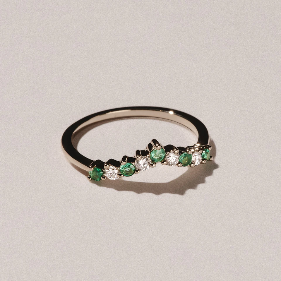 Starlit Emerald and Lab Diamond Wishbone Ring in 9K Yellow Gold