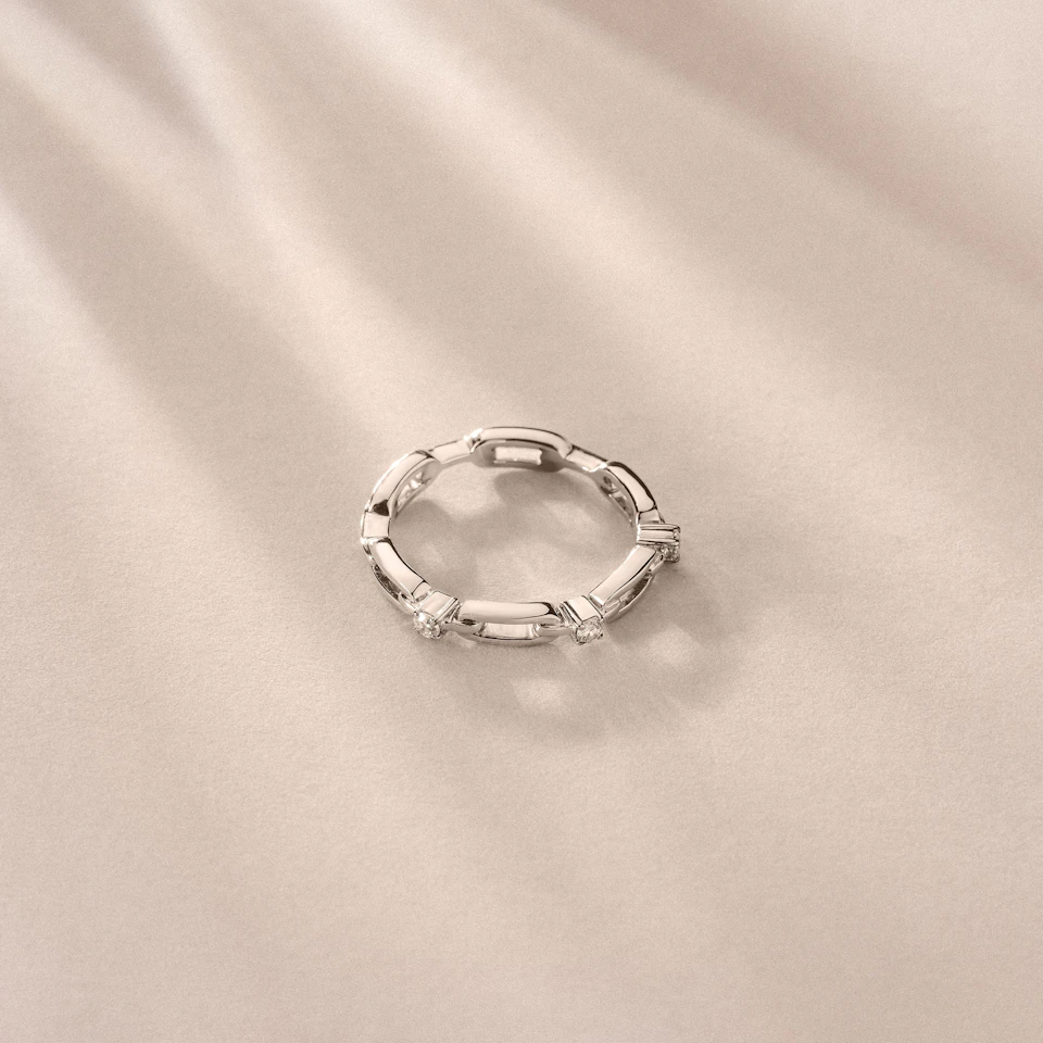 Bound Lab Diamond Link Ring 0.125ct Round Cut in Sterling Silver
