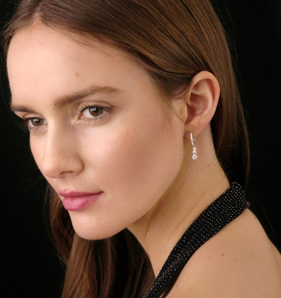 Lab Diamonds Drop Earrings 1ct Set in 9K White Gold