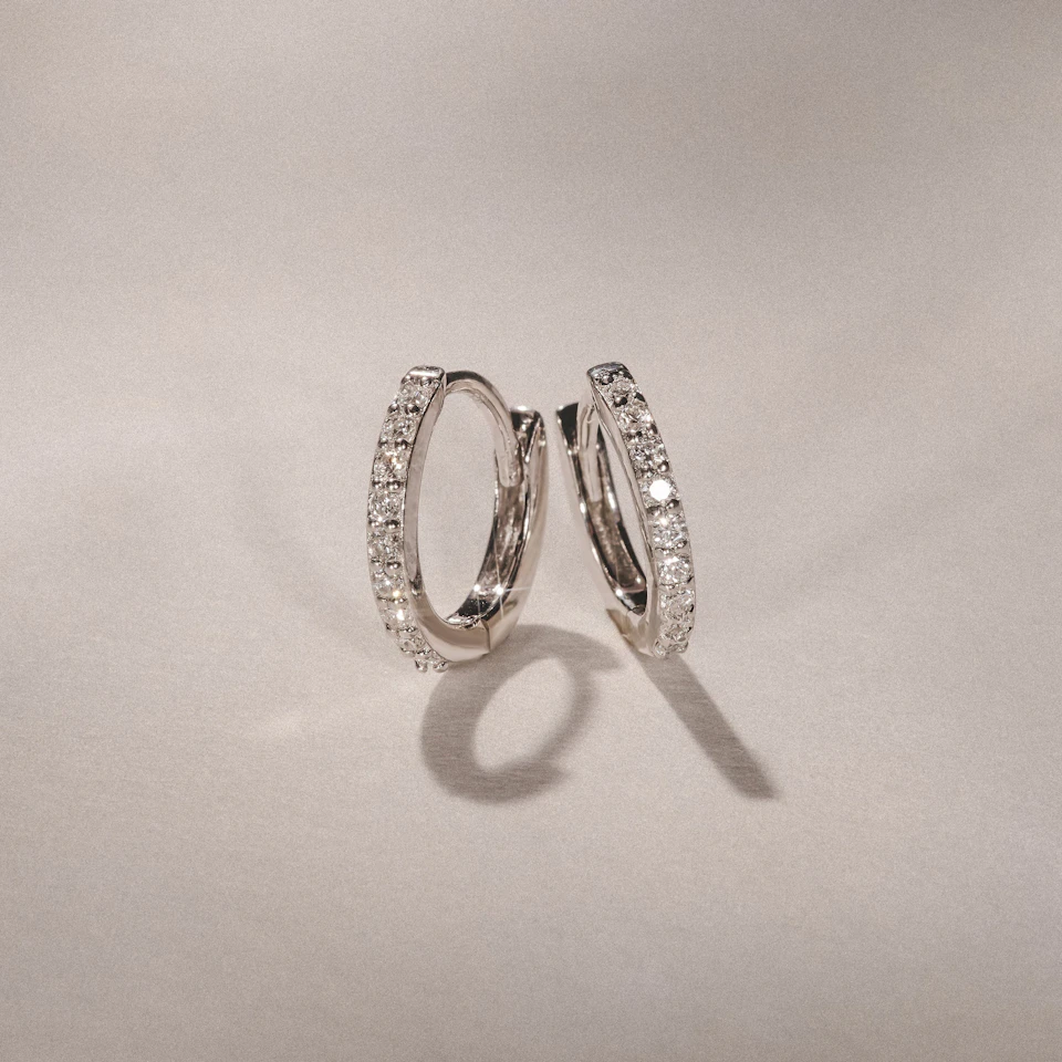 Row Huggie Lab Diamond Earrings 0.18ct in 925 Silver