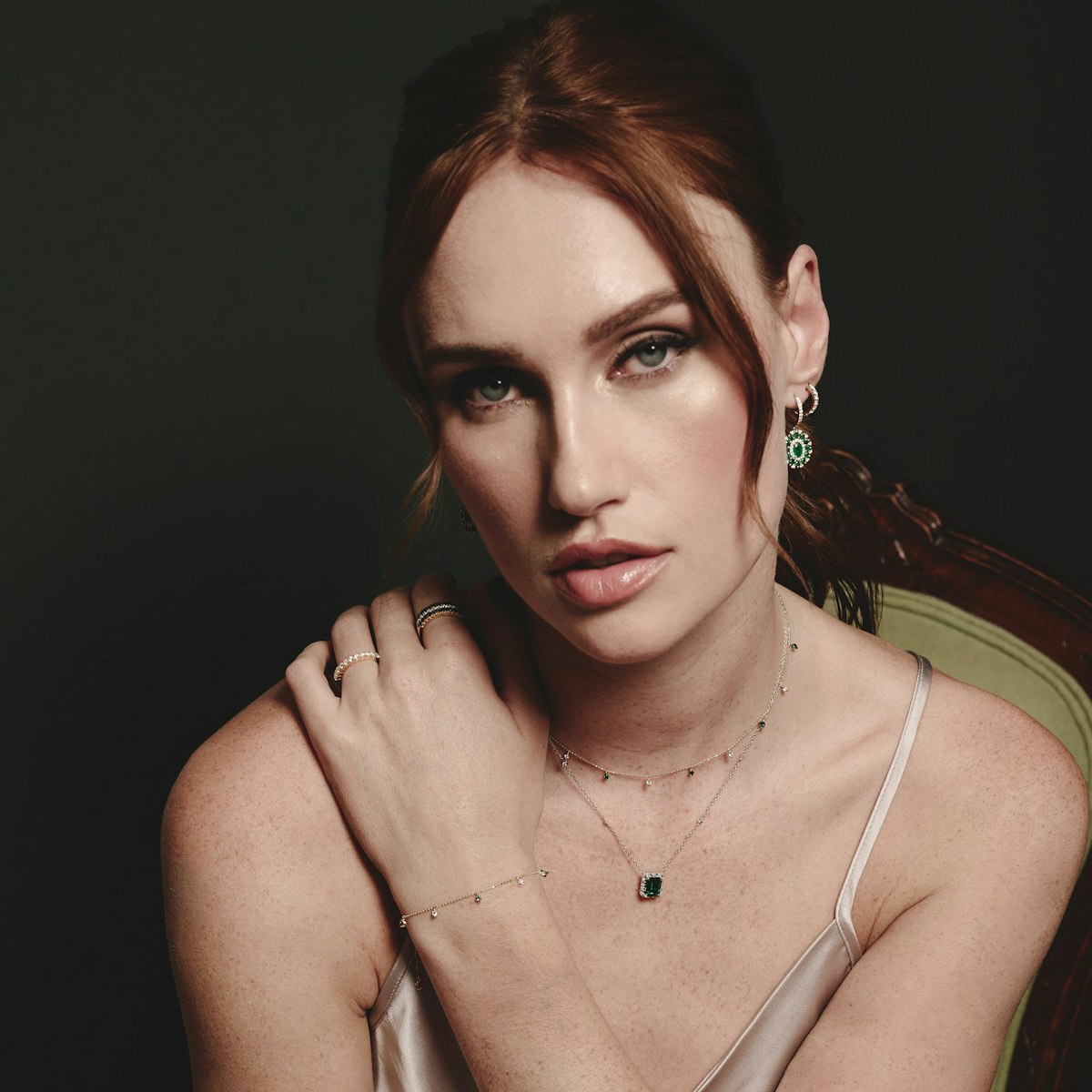 Emerald and Lab Diamond Triple Row Asteria Eternity Ring in 9K Gold