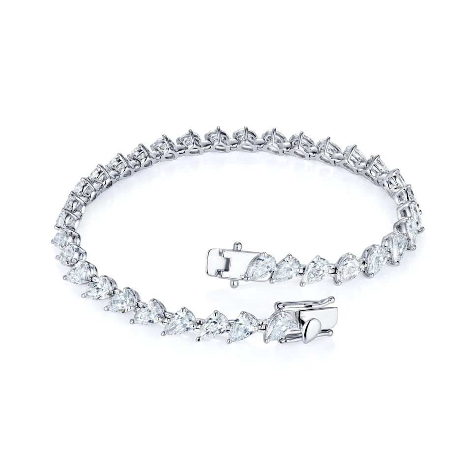 LUXE 8.00ct Lab Diamond Tennis Bracelet with IGI Certified Pear-Cut Diamonds in 18K White Gold