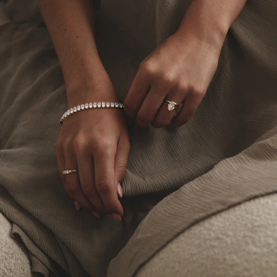 LUXE 15.00ct Lab Diamond Tennis Bracelet with IGI Certified Oval-Cut Diamonds in 18K Yellow Gold