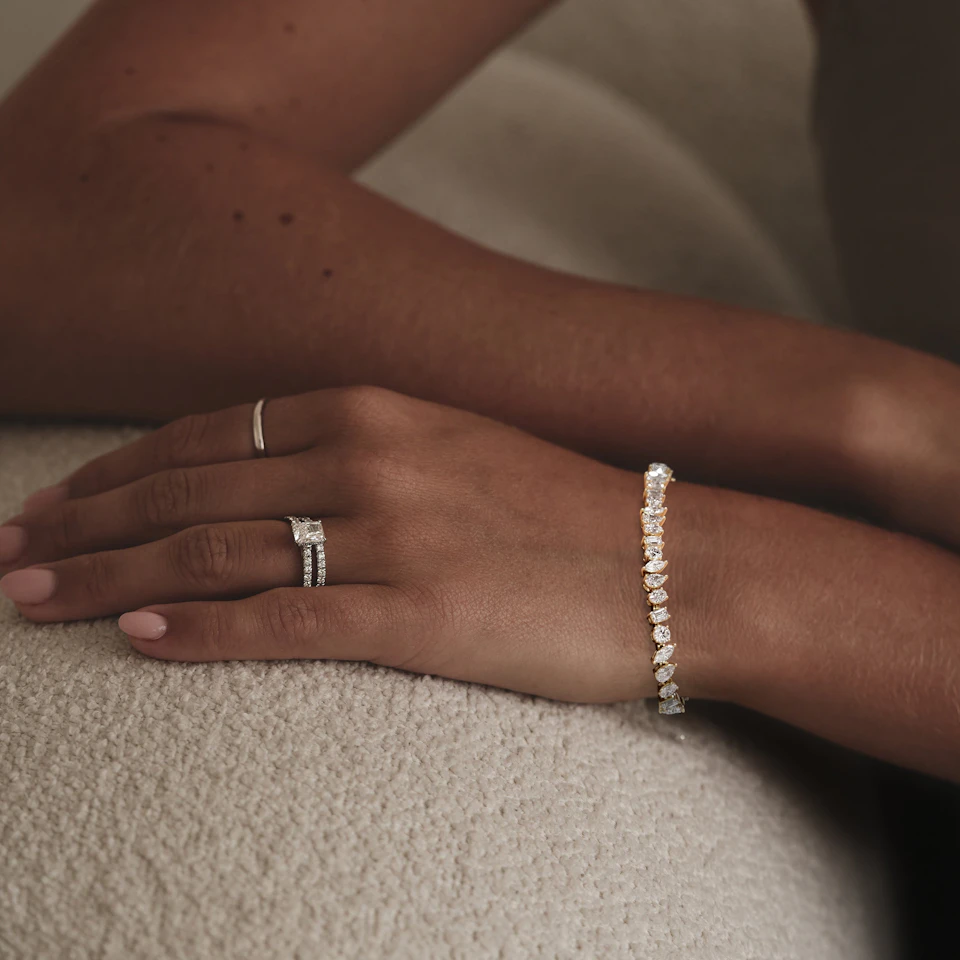 LUXE 12.00ct Lab Diamond Tennis Bracelet with IGI Certified Mixed-Cut Diamonds in 18K Yellow Gold