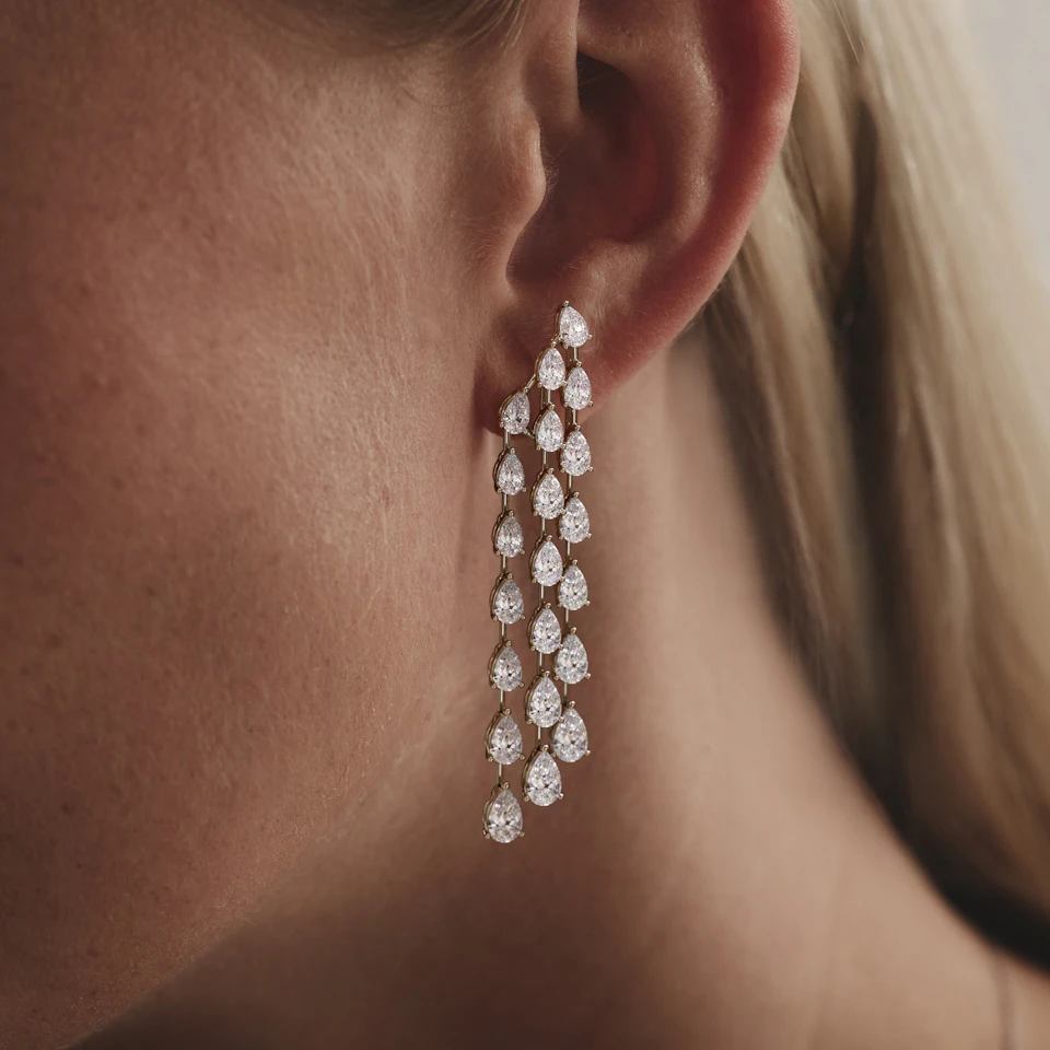 LUXE 10.00ct Lab Diamond Chandelier Earrings with IGI Certified Pear-Cut Diamonds in 18K Yellow Gold