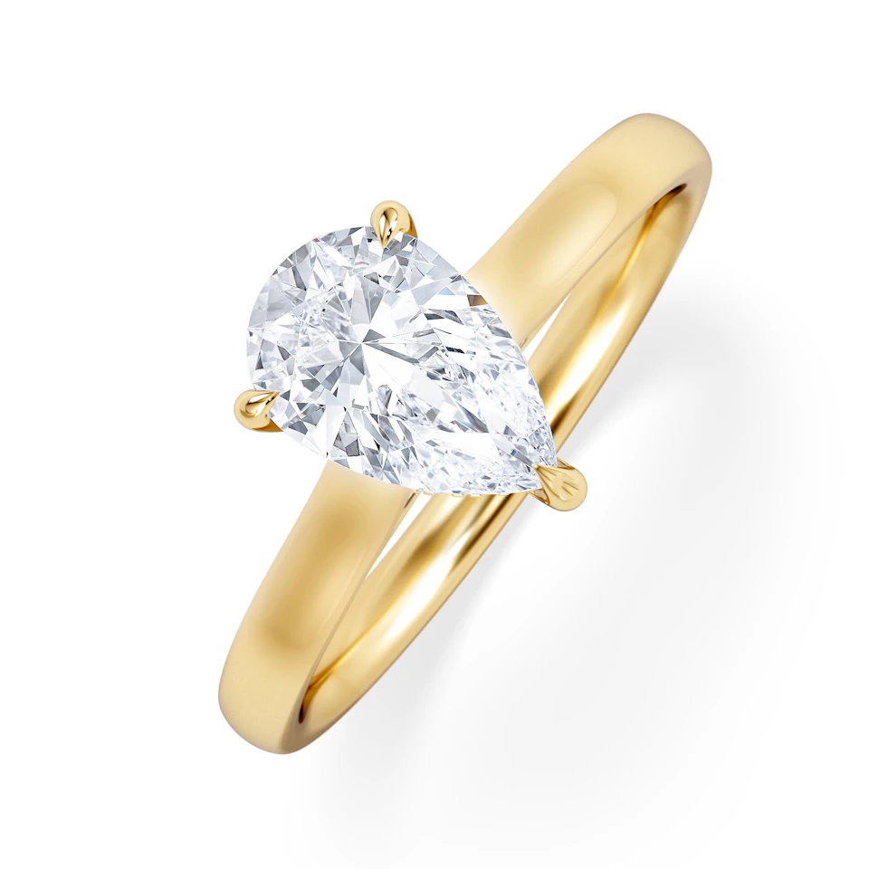 Amora Pear 1.07ct Hidden Halo Lab Diamond Engagement Ring F/VS Set in 18K Gold