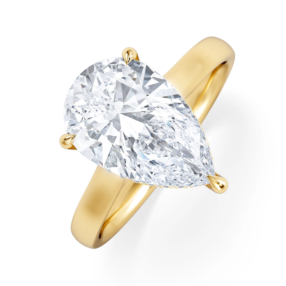 Amora Pear 3.11ct Hidden Halo Lab Diamond Engagement Ring G/VS Set in 18K Gold