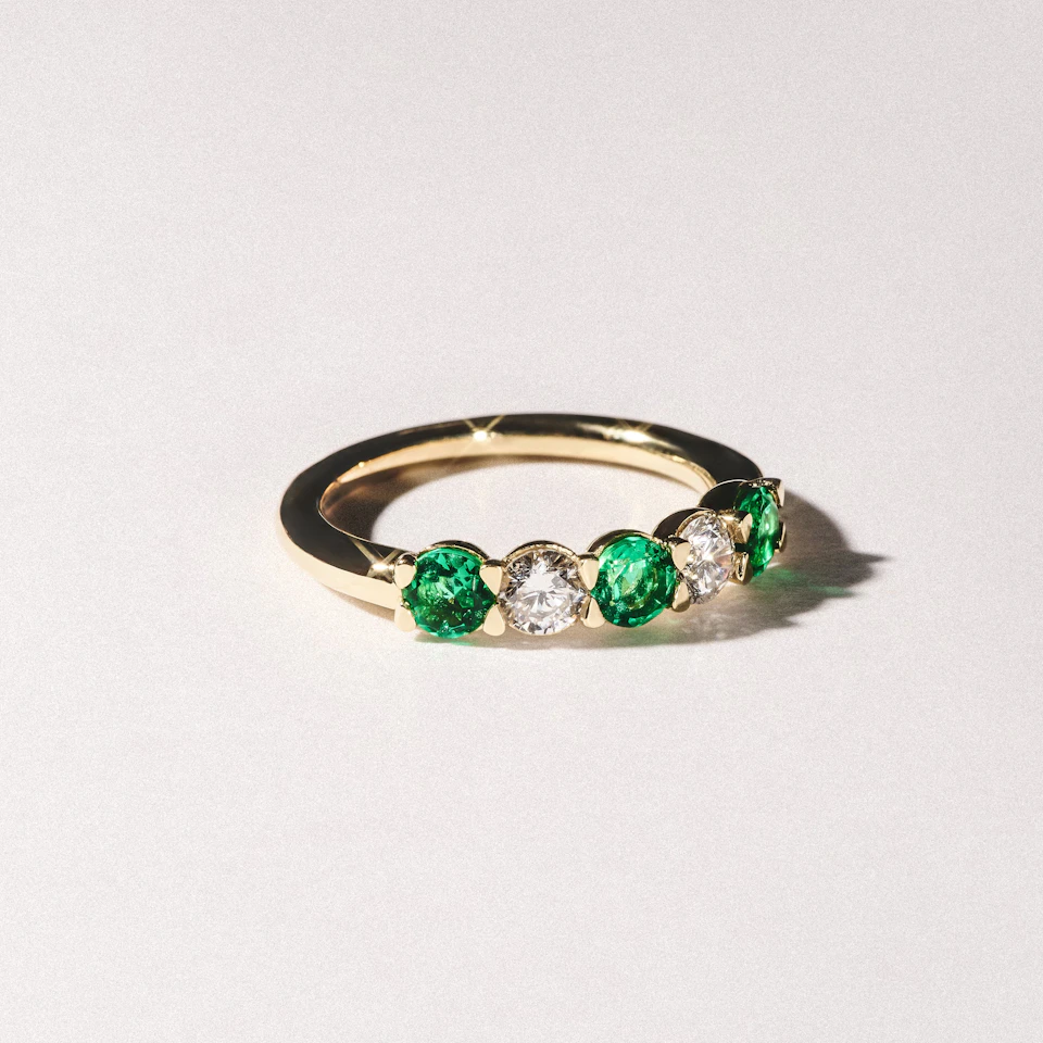 Solene 0.75ct Round Cut Lab Emerald and Lab Diamond Half Eternity Ring in 18K Yellow Gold