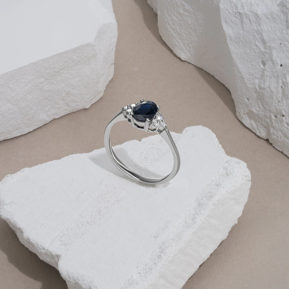 Sapphire 1.00ct And Diamond 18K White Gold Ring