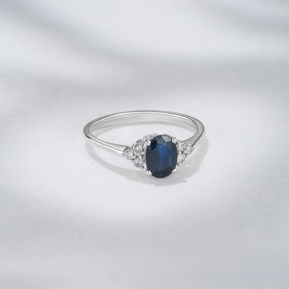 Sapphire 1.00ct And Diamond 18K White Gold Ring