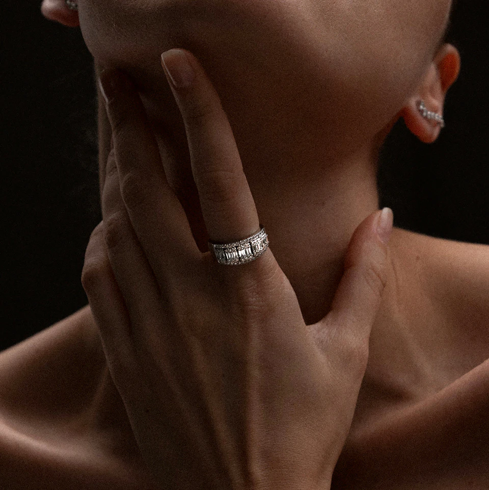 0.85ct Diamond Asteria Baguette Eternity Ring in 18K White Gold
