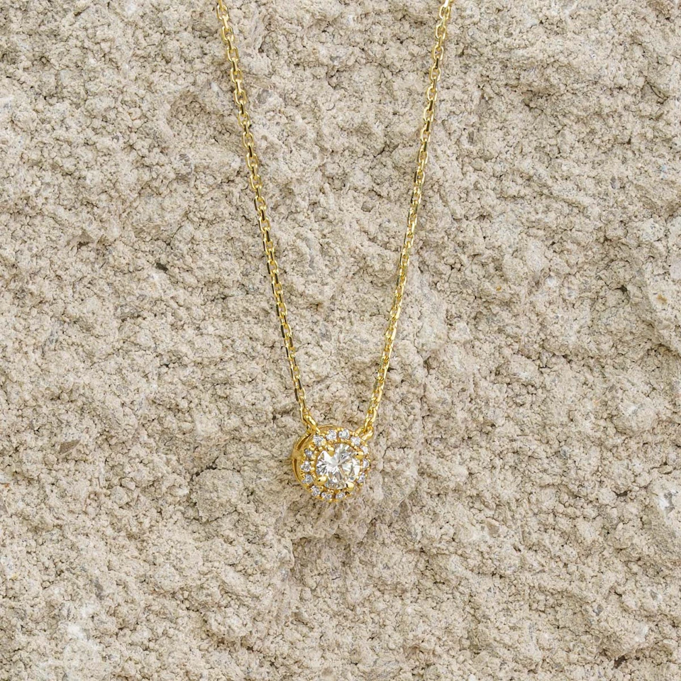 Lumia Lab Diamond Halo Necklace 0.40ct F/VS in 9K Gold