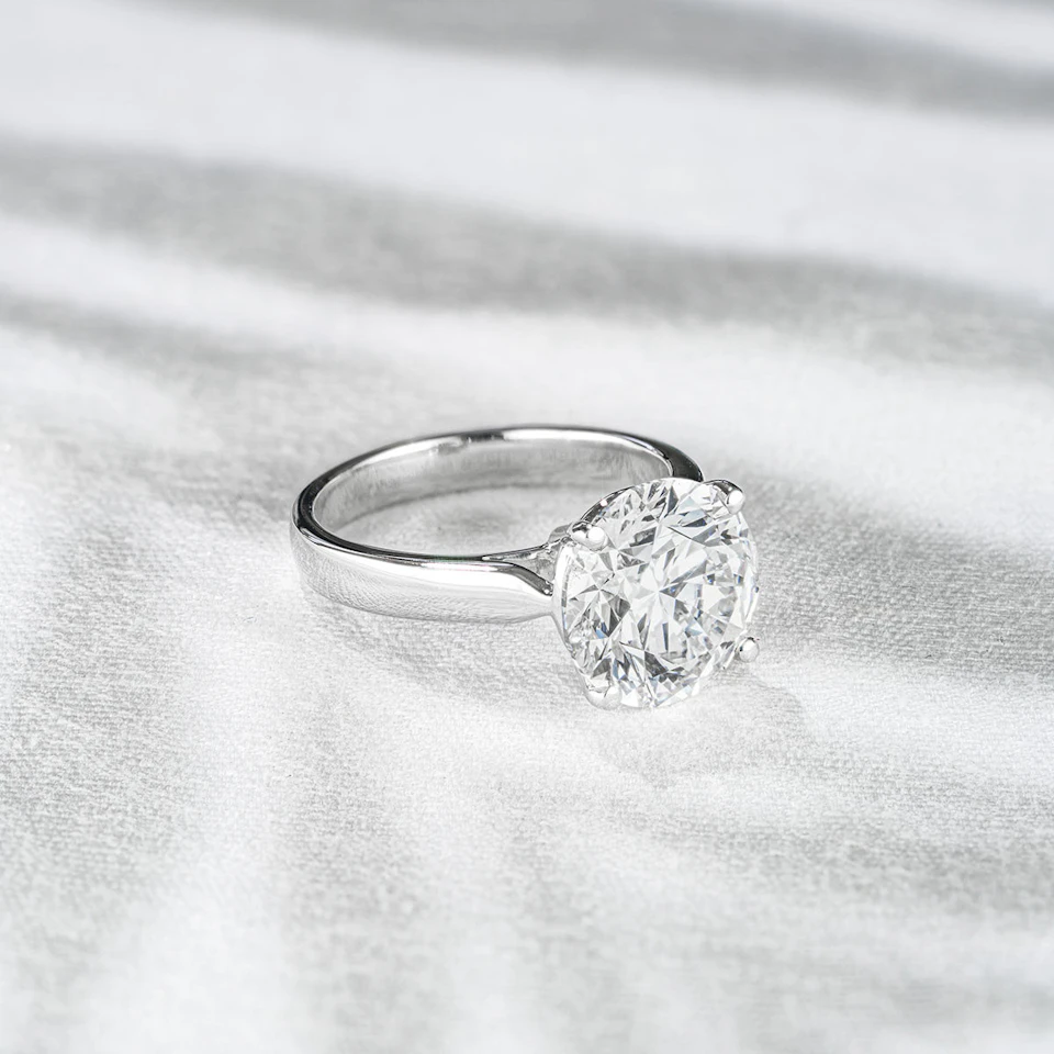Elysia 5.00ct Lab Diamond Round Cut Engagement Ring in Platinum G/VS1