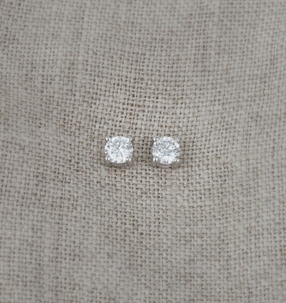 Diamond Earrings 0.50CT Studs G/Vs Quality in 18K White Gold - 4.1mm