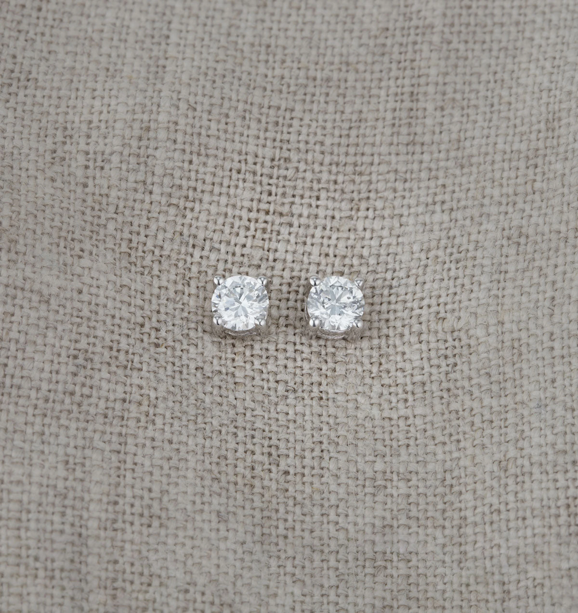 Lab Diamond Stud Earrings 0.50CT F/VS1 Quality Set in Platinum - 4.1mm