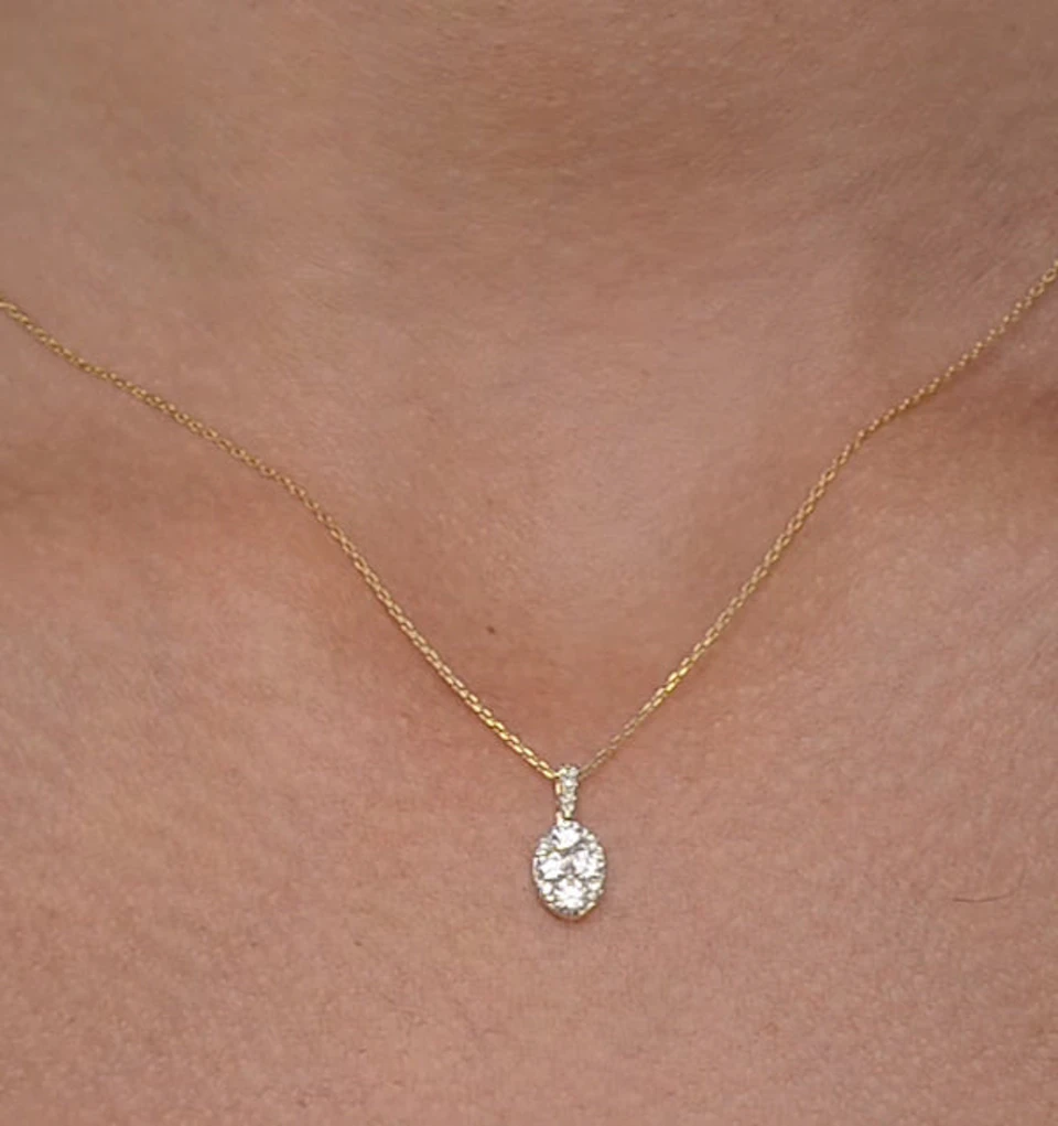 Diamond Oval Galileo 0.52CT Pendant Necklace in 18K Gold - R4640