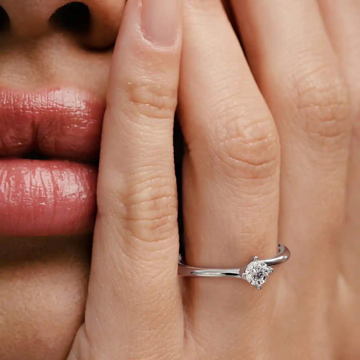 Lily Certified Lab Diamond Engagement Ring 0.33CT F/VS1 18K White Gold